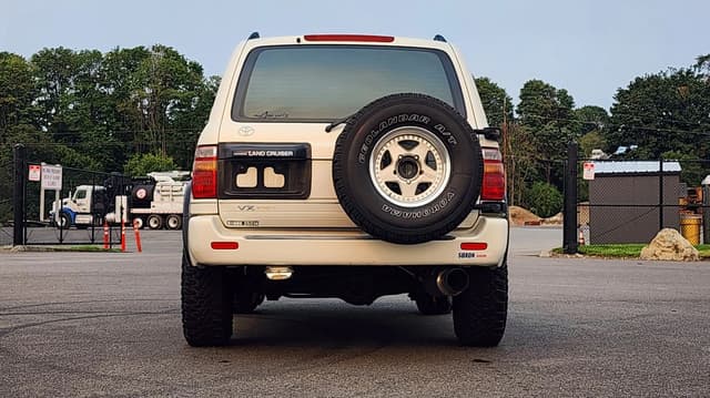 1999 Toyota Land Cruiser JDM car for sale — photo 4 of 25