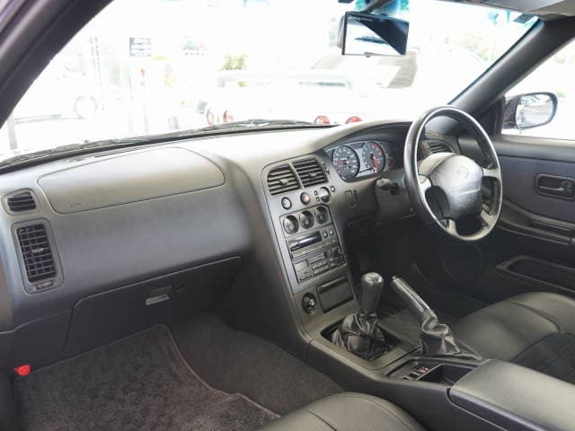 1995 Nissan Skyline JDM car for sale — photo 14 of 22