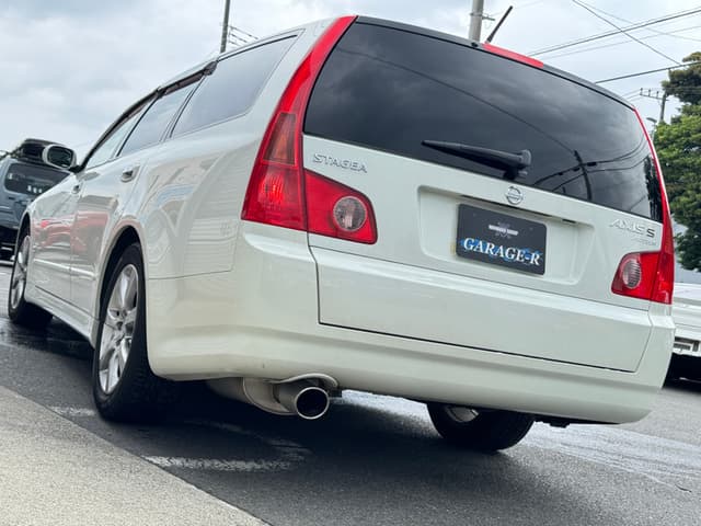 2005 Nissan Stagea JDM car for sale — photo 17 of 25