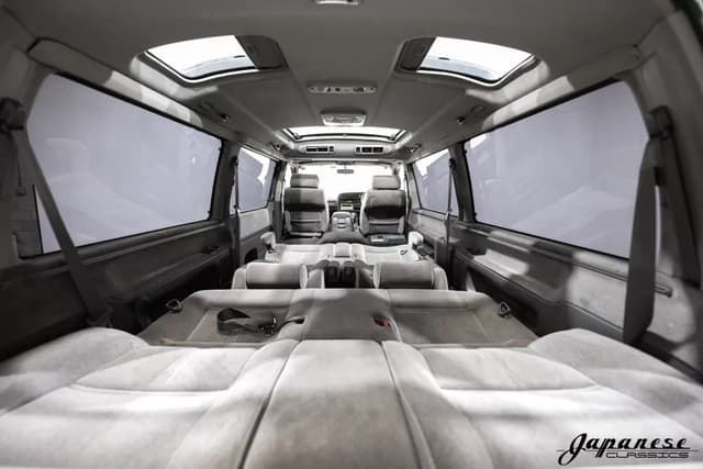 1995 Toyota HiAce JDM car for sale — photo 22 of 25