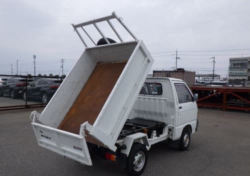 1993 Daihatsu Hijet JDM car for sale — photo 2 of 14