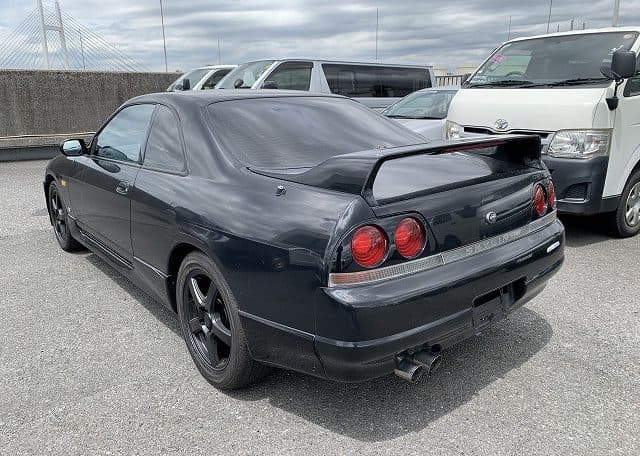 1993 Nissan Skyline JDM car for sale — photo 3 of 25