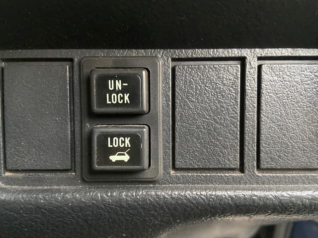 1995 Suzuki Every JDM car for sale — photo 22 of 25