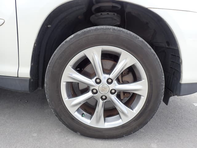 2009 Toyota Harrier JDM car for sale — photo 12 of 25