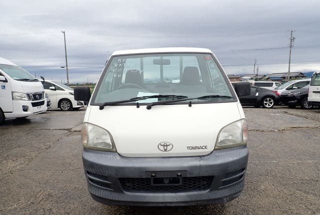2002 Toyota Townace JDM car for sale — photo 8 of 25