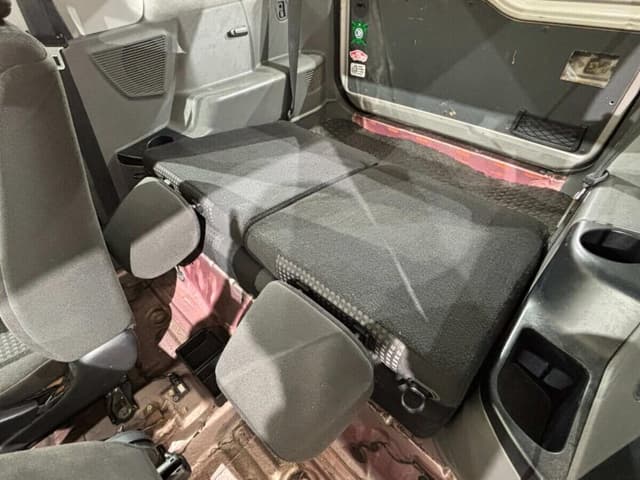 2001 Mitsubishi Pajero Mini JDM car for sale — photo 21 of 25