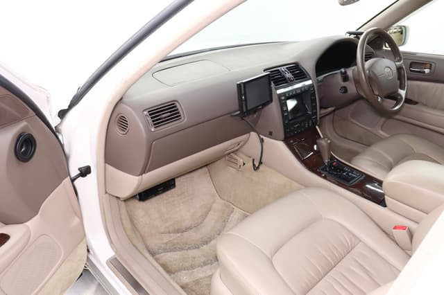 1994 Toyota Celsior JDM car for sale — photo 14 of 25