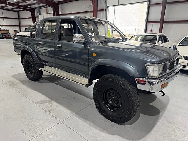 1994 Toyota Hilux JDM car for sale — photo 9 of 25