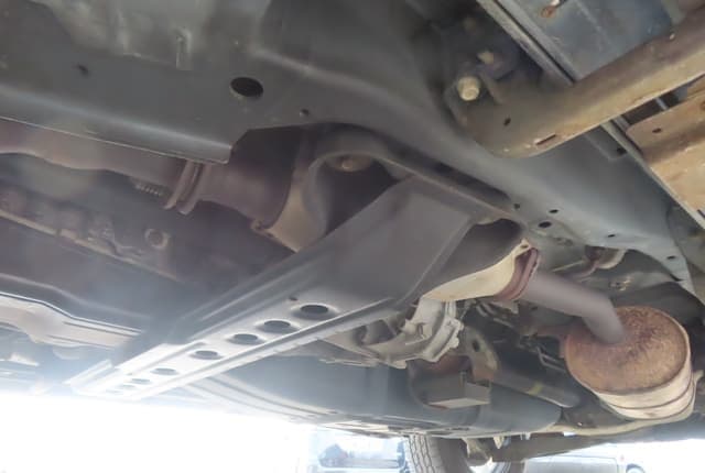 2005 Mitsubishi Pajero JDM car for sale — photo 17 of 25