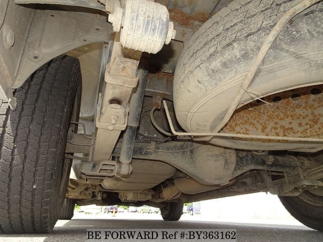 2005 Toyota HiAce JDM car for sale — photo 15 of 25