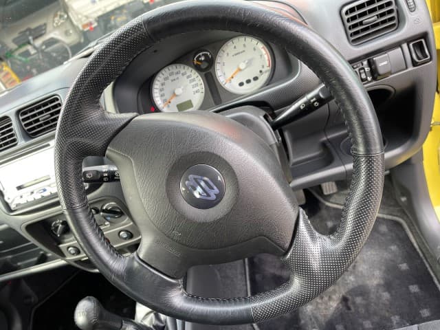 2004 Suzuki Swift JDM car for sale — photo 12 of 17