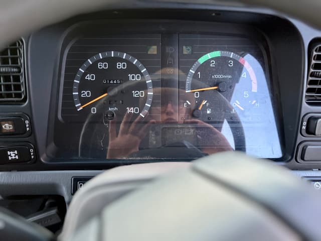 1996 Mitsubishi Canter JDM car for sale — photo 17 of 25