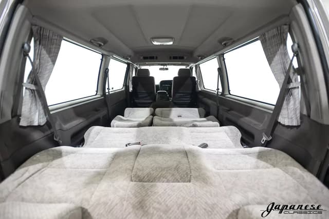 1997 Toyota HiAce JDM car for sale — photo 20 of 25