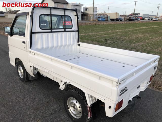 1999 Daihatsu Hijet JDM car for sale — photo 3 of 22