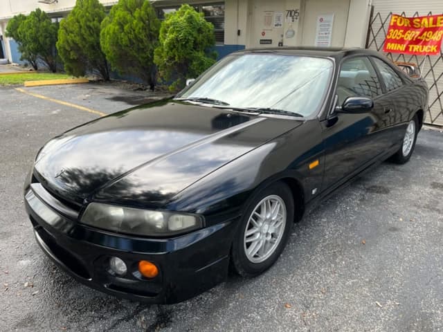 1997 Nissan Skyline JDM car for sale — photo 4 of 16