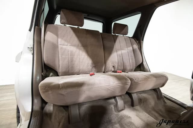 1998 Toyota Hilux Surf JDM car for sale — photo 18 of 25