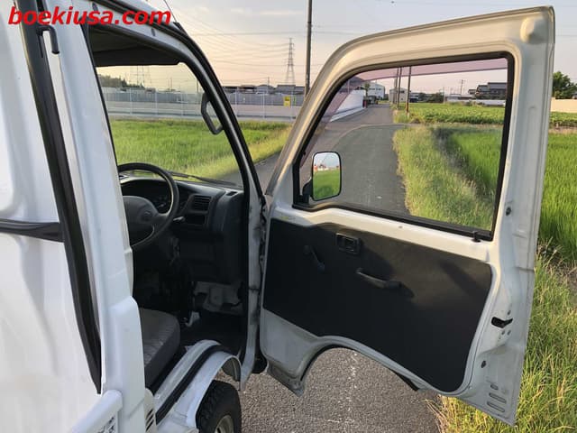 1999 Daihatsu Hijet JDM car for sale — photo 12 of 21
