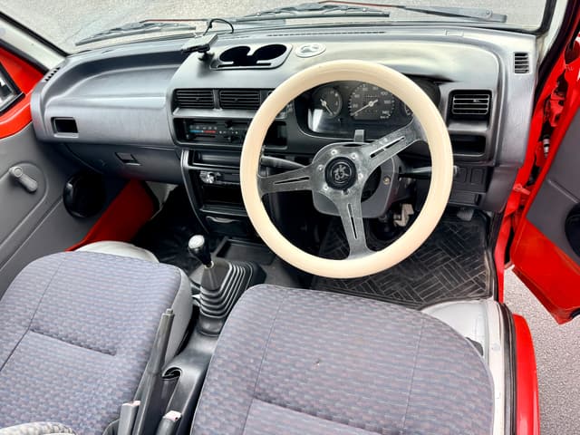 2000 Daihatsu Hijet JDM car for sale — photo 14 of 17