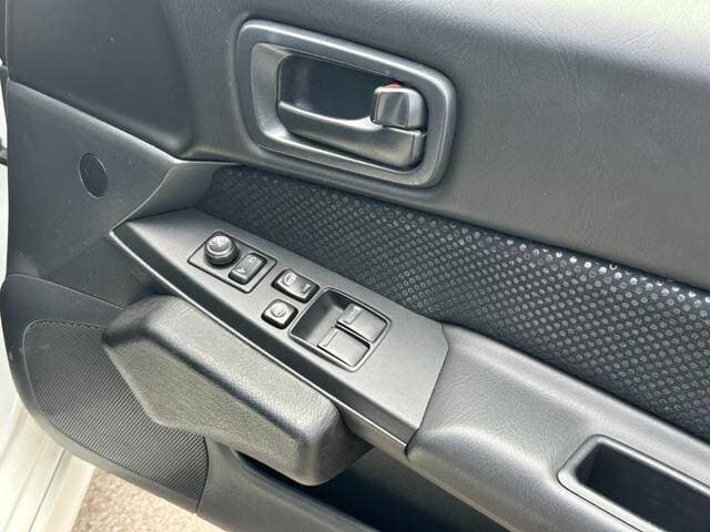 2001 Nissan Skyline JDM car for sale — photo 8 of 16
