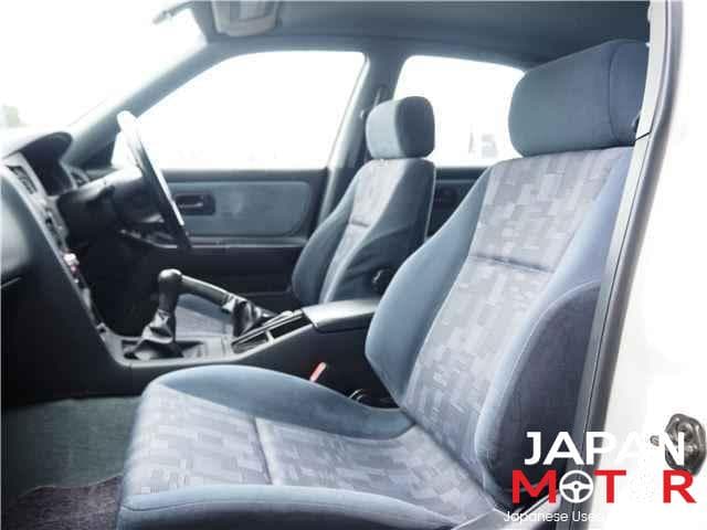 1998 Nissan Skyline JDM car for sale — photo 4 of 10