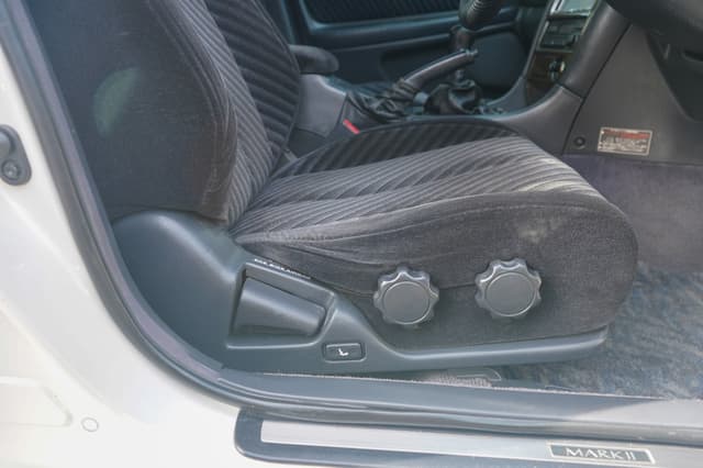 1997 Toyota Mark II JDM car for sale — photo 14 of 25
