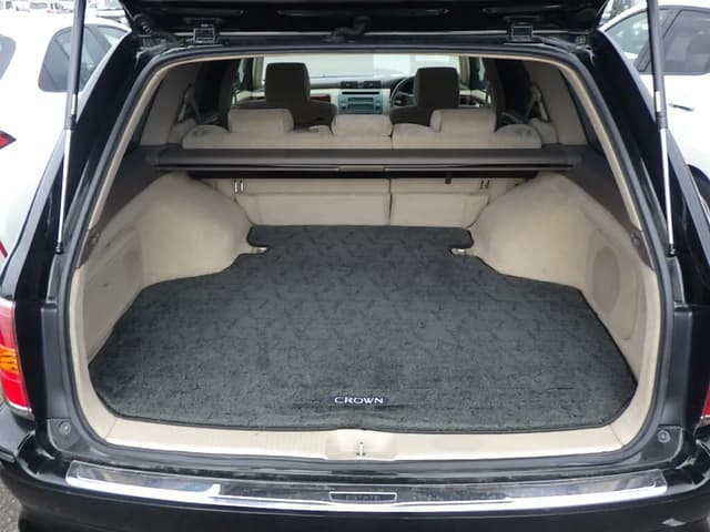 2000 Toyota Crown JDM car for sale — photo 9 of 25