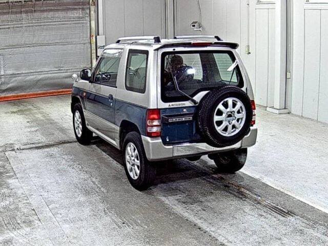 1998 Mitsubishi Pajero Mini JDM car for sale — photo 5 of 7