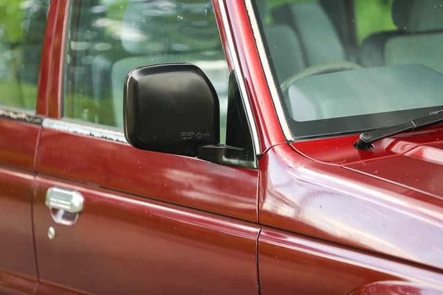 1993 Mitsubishi Pajero JDM car for sale — photo 23 of 25