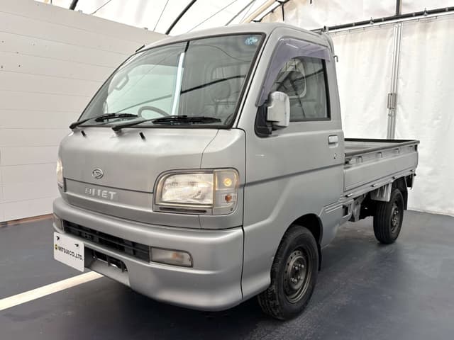 2001 Daihatsu Hijet JDM car for sale — photo 2 of 25