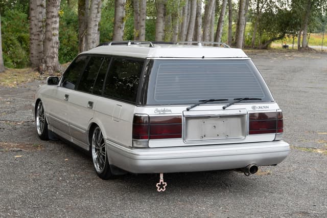 1993 Toyota Crown JDM car for sale — photo 4 of 15