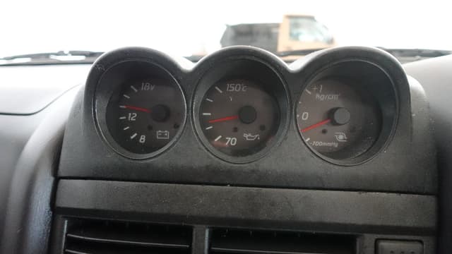 2000 Nissan Skyline JDM car for sale — photo 13 of 15