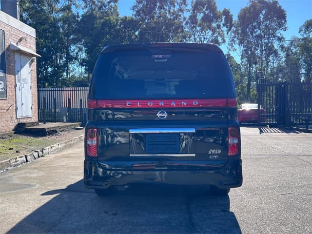 2007 Nissan Elgrand JDM car for sale — photo 7 of 16