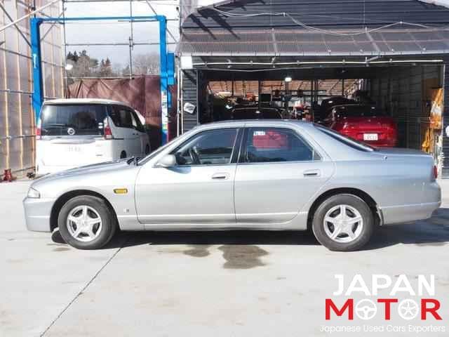 1996 Nissan Skyline JDM car for sale — photo 3 of 9