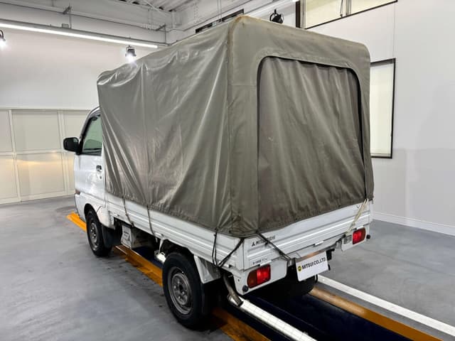 1998 Mitsubishi Minicab JDM car for sale — photo 4 of 25