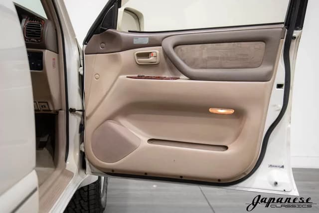 1998 Toyota Land Cruiser JDM car for sale — photo 19 of 25