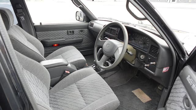 1997 Toyota Hilux JDM car for sale — photo 11 of 15