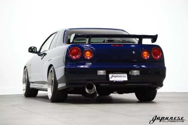 1998 Nissan Skyline JDM car for sale — photo 6 of 25