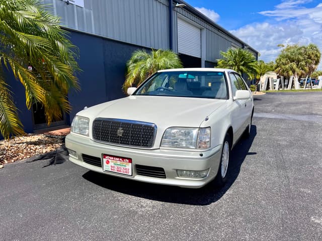 1996 Toyota Crown JDM car for sale — photo 12 of 21