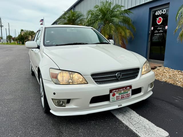 1999 Toyota Altezza JDM car for sale — photo 13 of 19