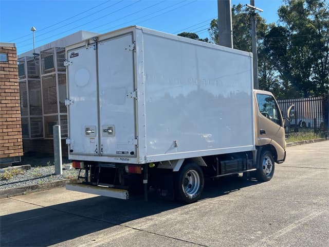 2008 Toyota Dyna JDM car for sale — photo 6 of 18