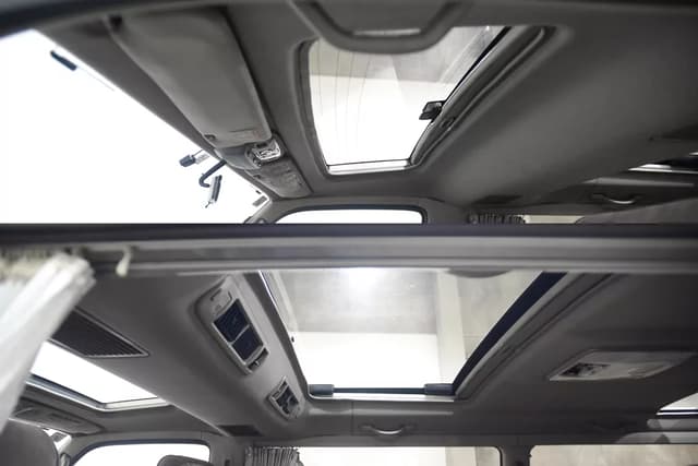 1997 Toyota HiAce JDM car for sale — photo 17 of 25
