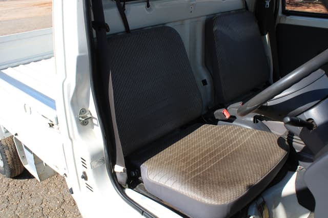 1999 Daihatsu Hijet JDM car for sale — photo 14 of 25