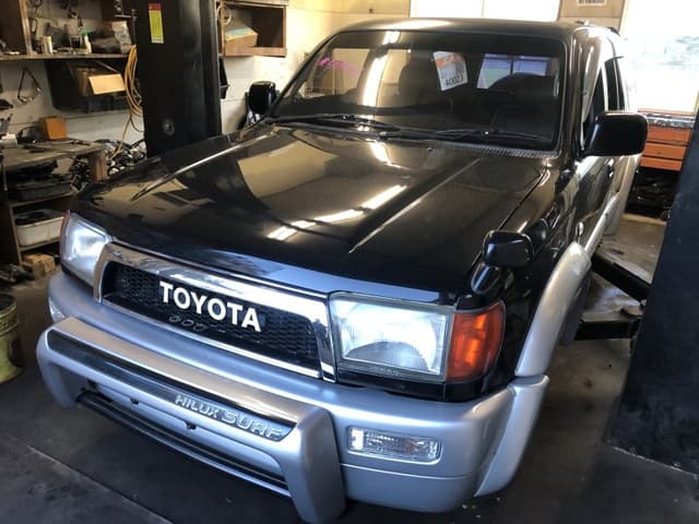 1997 Toyota Hilux Surf JDM car for sale — photo 3 of 5