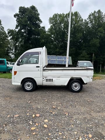 1997 Daihatsu Hijet JDM car for sale — photo 13 of 25