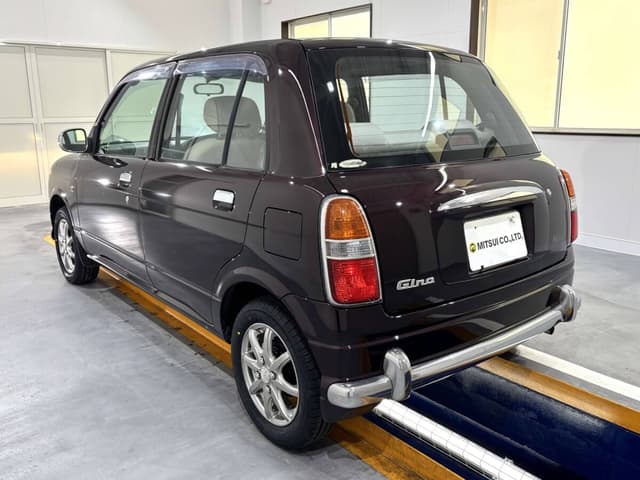 2001 Daihatsu Mira JDM car for sale — photo 4 of 25