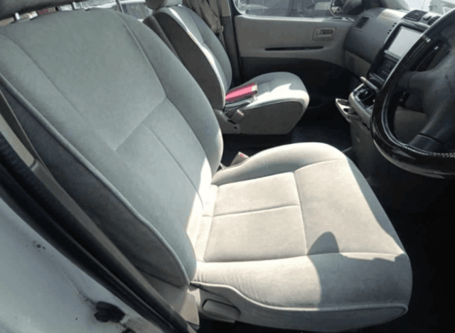 1999 Toyota Grand Hiace JDM car for sale — photo 11 of 25