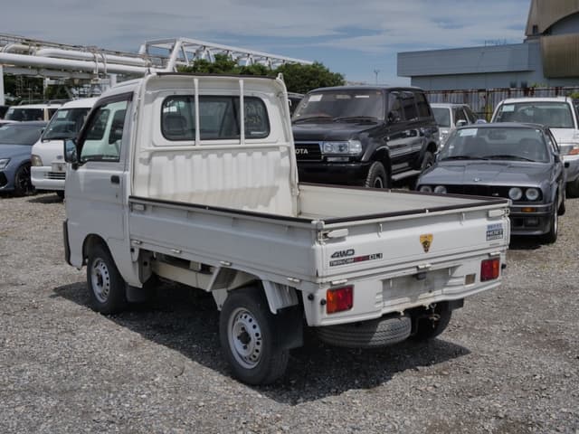 1999 Daihatsu Hijet JDM car for sale — photo 7 of 25