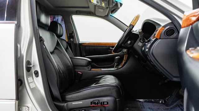 2001 Toyota Celsior JDM car for sale — photo 11 of 25