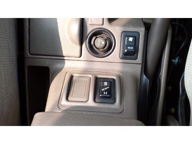 1995 Mitsubishi Pajero JDM car for sale — photo 10 of 25