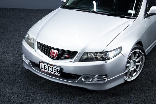 2006 Honda Accord JDM car for sale — photo 4 of 17